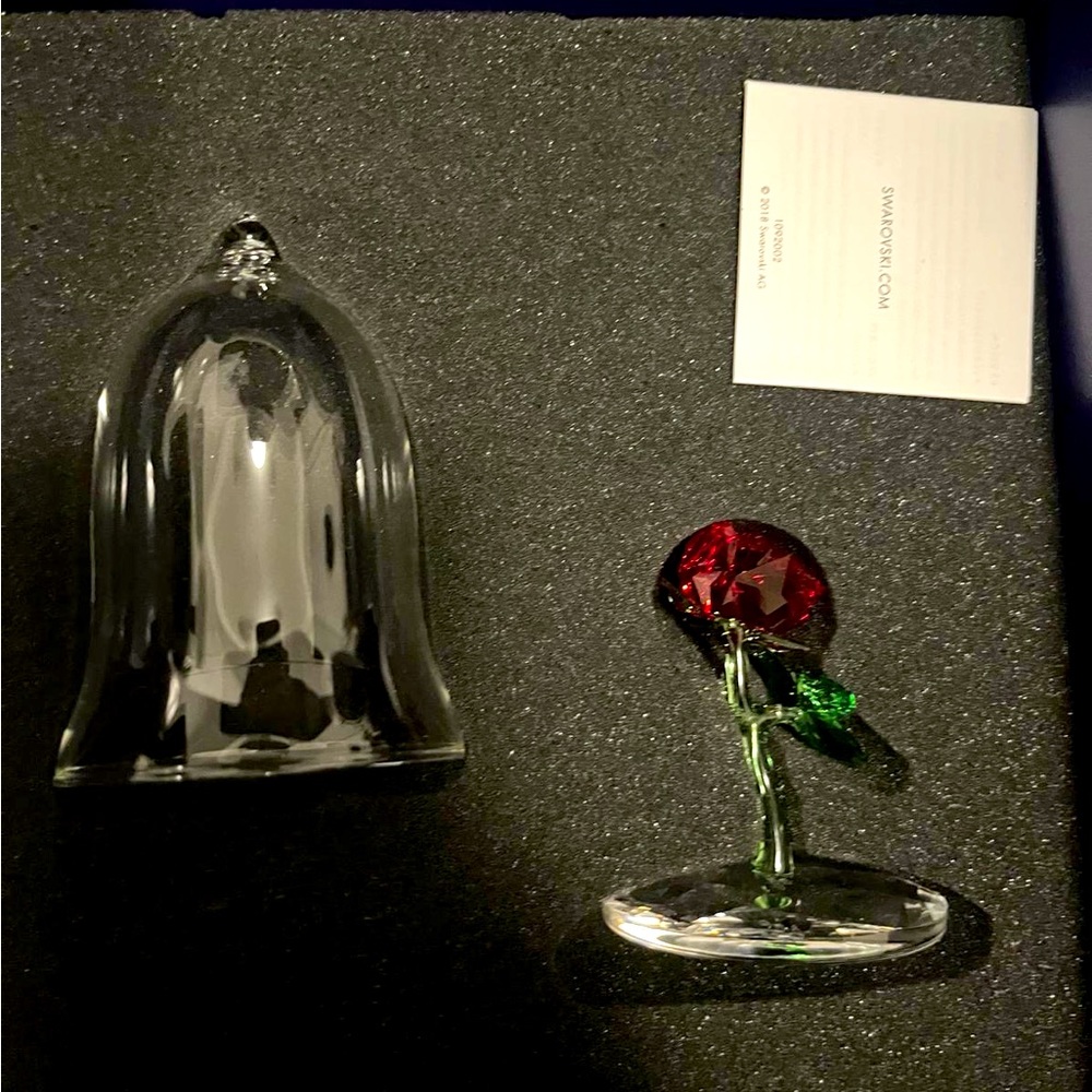 BNIB Swarovski Enchanted Rose